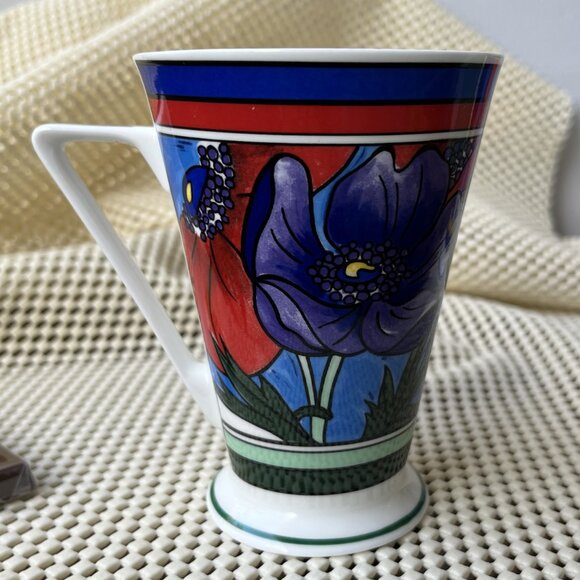 Walled Garden 2 Mugs by Wren England Flowers Poppies Violets - Picture 4 of 16